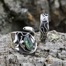 Schitterende Sieraden: Een Tijdloze Uitdrukking van Stijl en Persoonlijkheid
