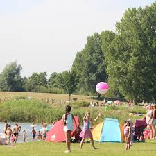 Ontdek de Mooiste Plekjes voor een Zomervakantie in Nederland